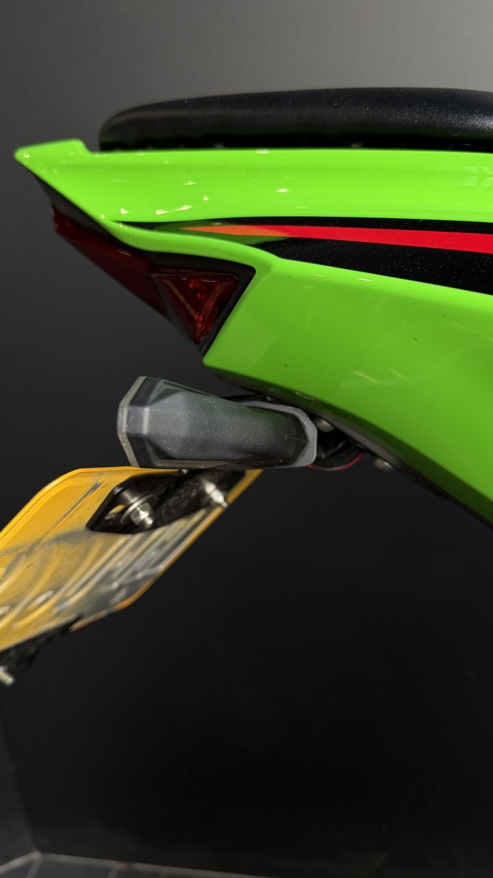 Kawasaki ZX-4RR｜2024 年｜實跑 25XX 公里