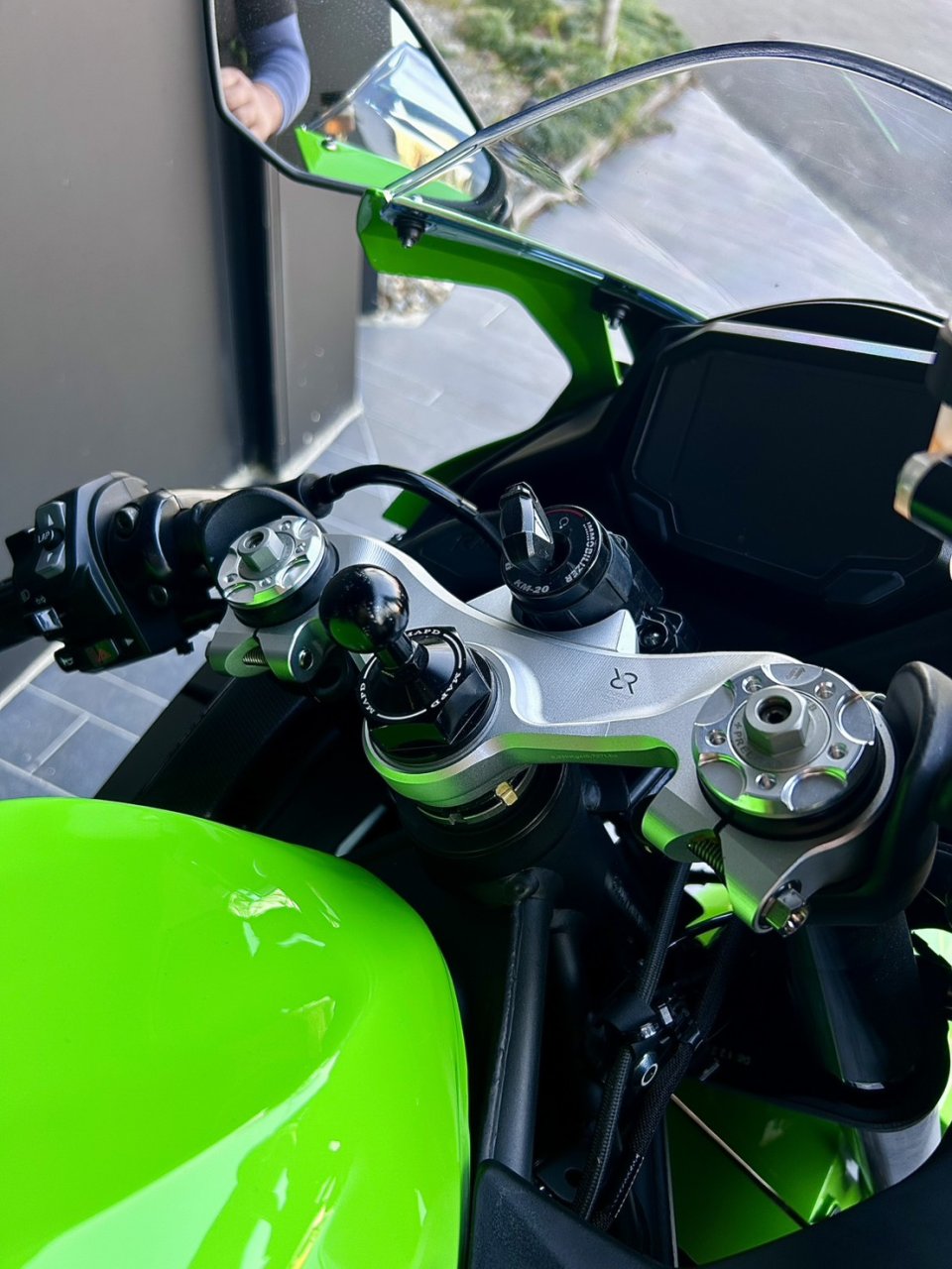 Kawasaki ZX-4RR | 2025 | 里程:5XX KM